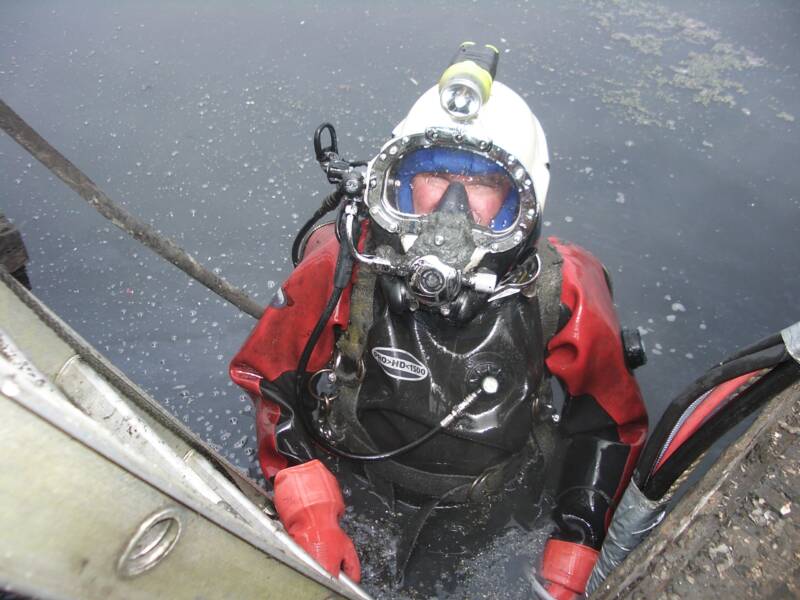 COMMERCIAL DIVING